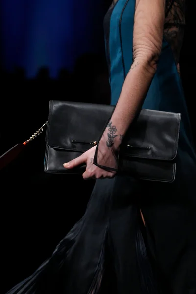 Look 14